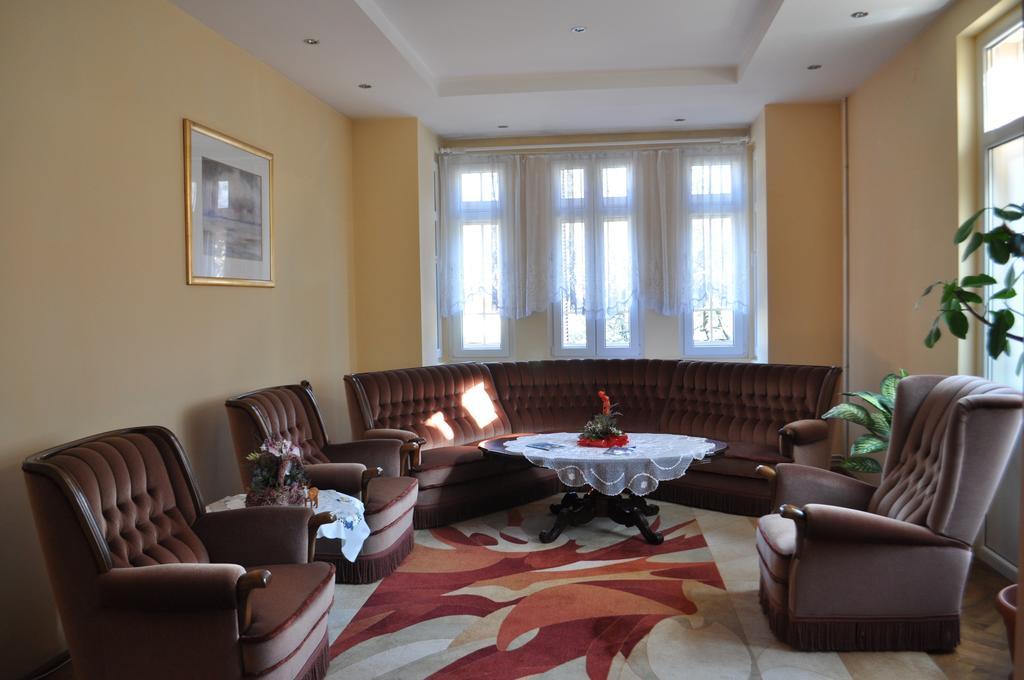 Pensiunea Micsunica Sinaia Quarto foto